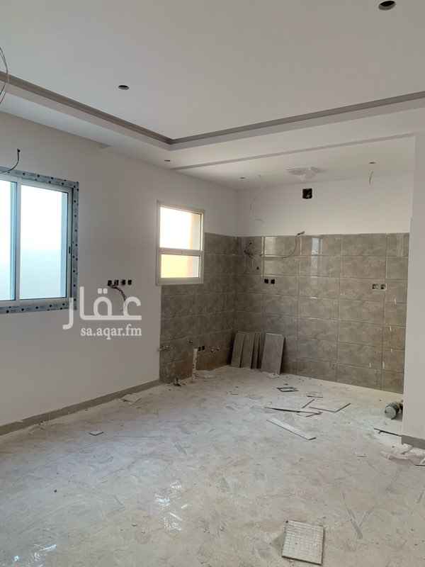 1457618 للبيع فيلا درج داخلي مع شقه حي الياسمين