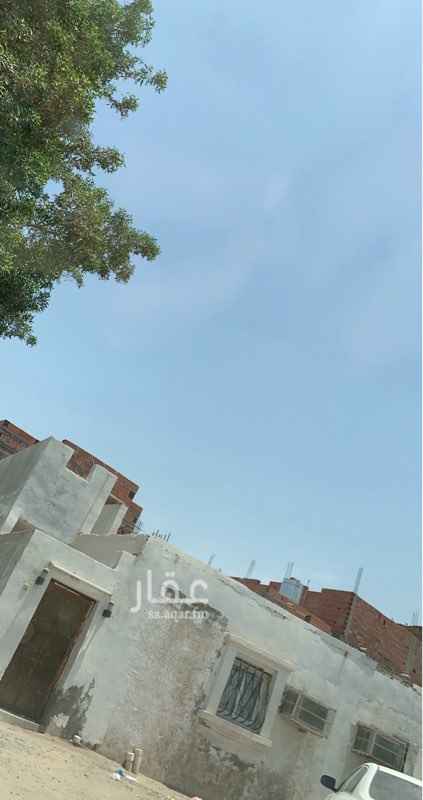 1643183 السلام عليكم ورحمة الله وبركاته
عندي منزل شعبي قديم في كيلو 14 بدون صك موقعه خلف تحلية المياه ( العين العزيزية سابقاً ) قريب جداً من طريق مكه القديم يتكون من 3 غرف ومطبخ ودورة مياه بالاضافة الى دورة مياه خارجيه اكرمكم الله .. المويه واصله المنزل المنزل ينفع للسكن او للايجار البيع سمح والله يرزقنا وياكم