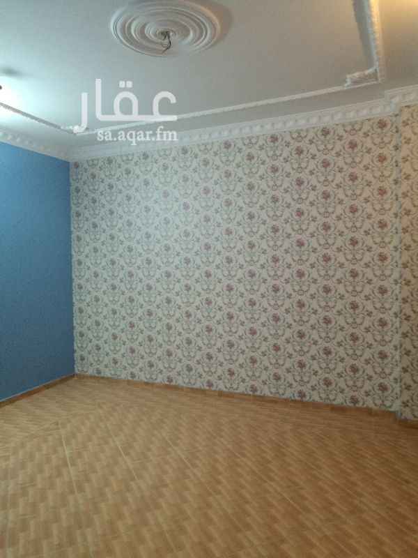 1117656 للبيع عماره ف الطائف حي الشهداء الجنوبيه
مكونه من 3أدوار وملحق..وبدروم
الدور الأرضي شقه 4غرف مؤجر
الدور الأول 5غرف
الدور الثاني 5غرف
الدور الثالث 5غرف.فاضي
الملحق 4غرف بسطوح.فاضي
البدروم 3غرف مؤجر
الشارع 20م.
العمر تقريبا 9سنوات بناء شخصي وممتاز...
المطلوب 750الف...كاش..بالإضافة بنك عقاري 150الف.