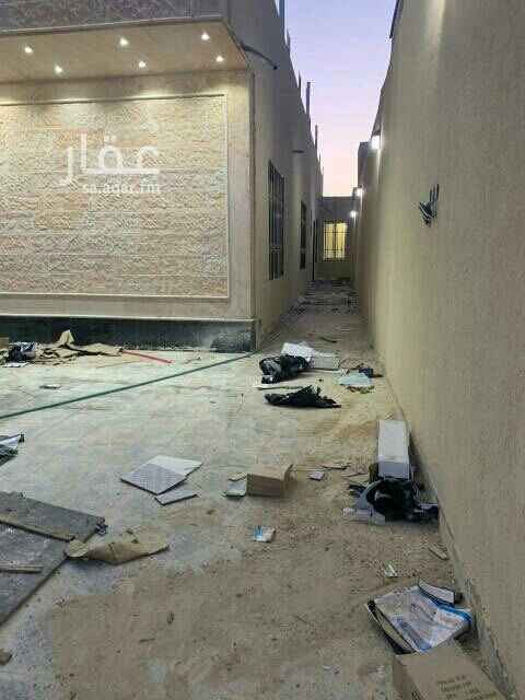 1507339 دور جديد جاهز بها ديكورات واناره مخفيه للبيع
مؤسس ثلاث شقق
يتكون من
مجلس رجال ومجلس حريم ومقلط وصاله
وثلاث غرف ونوم منها غرفه ماستر
مشب وغرفة خادمه وحوش ومدخل
يوجد ضمانات على السباكه والكهرباء
الموقع اخر شارع الطايف
المساحه 450 م
الشارع 20 شرقى
السعر 920 ألف
الاستعلام
0566763029 ابو مروان
0503986512 للتواصل واتس أب
مكتب سكن الضاحية العقاري