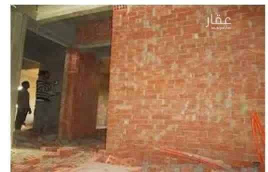 1589112 فيلا دور ارضي فوقيها عماره المساحه 300 متر. زائد حديقه 80 متر عالمحاره فقط راكب ابواب وشبابيك حديد السعر غير قابل للفصال مليون ونصف. جنيه مصري