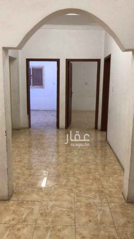 1645825 شقة دور أرضي للإيجار فالنعيريه حي العزيزيه الصيهد مكونة من مجلس و 3 غرف نوم وصالة ومطبخ ودورتين مياه. قريبة من المسجد . عداد كهرباء مستقل وخزان ماء مستقل.
الايجار 1300 شهري
0538096583