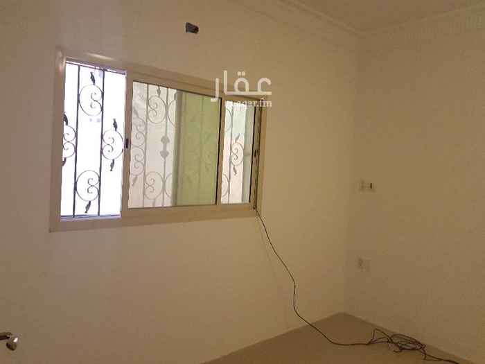 1397702 شقة للأيجار بالراكة الجنوبية
بموقع مميز جدآ
غرفتين * وصالة * ومجلس * وحمامين * ومطبخ
الشقة بحالة جيدة
للتواصل والاستفسار واتساب جوال رقم 0566892634
