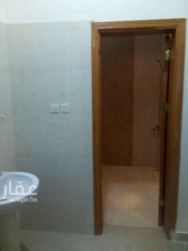 1642489 شقه فخار للإيجار عوائل غرفتين وصالة ومطبخ مستقل حمام مكيفات راكب جديد ومطبخ راكب جديد العقار مجدد بالكامل الخدمات متوافر بالكامل