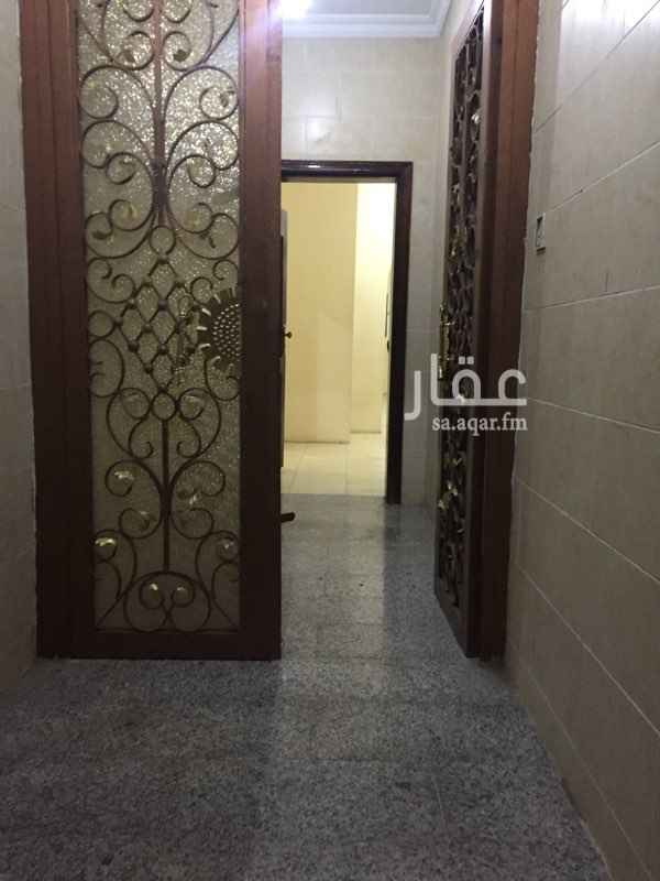 1393023 للايجار شقه بمدخلين من اربع غرف و٢حمام وصاله وغاز مركزي بمدخل خاص ومطبخ جاهز المطلوب ١٨
الموقع العزيزيه شارع الاربعين الثاني مقابل مركز سحاب نقبل شهري
١٥٠٠ شهري
١٧٠٠٠ دفعتين
١٦٠٠٠ دفعة