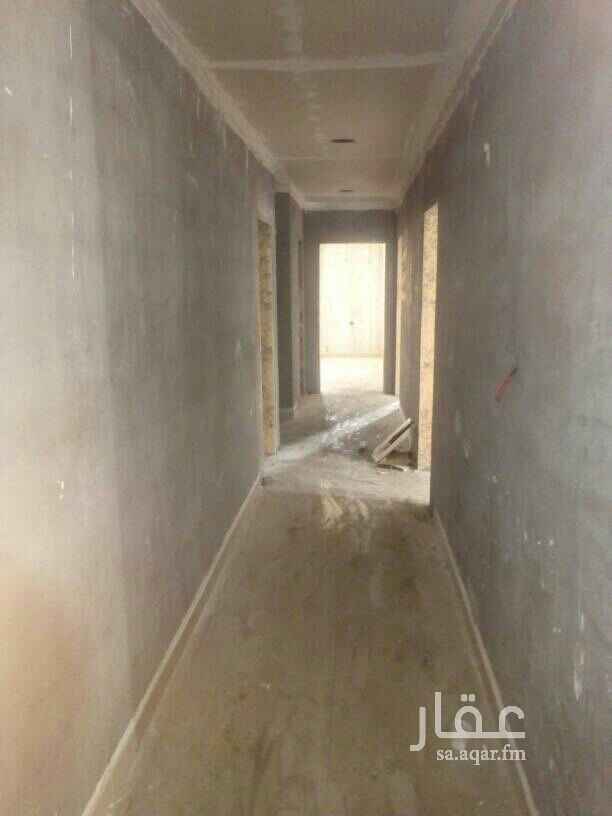 1584774 احجز شقتك من الان
شقه فاخره للبيع بالدمام حي النور خلف ليان بجوار العماره جميع الخدمات تتكون من 5غرف نوم 3حمامات مجلس يوجد مصعد بالعماره كما يوجد ضمانات علي السباكه والكهرباء والموقع الانشائي مساحه الشقه 195متر الدور الثاني المطلوب 430 الف ريال التواصل واتس اب 0567035439
ملحوظه... التشطيب سوبر لوكس والتسليم في خلال من شهر الي شهر ونصف