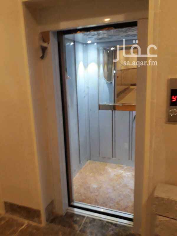 1512711 شقه للايجار عوائل في حي المونسيه
غرفتين وصالة و٢حمام ومطبخ
راكب مكيفات اسبليت ومطبخ
ويوجد حارس ويوجد قبو للسيارات
العماره اول ساكن
