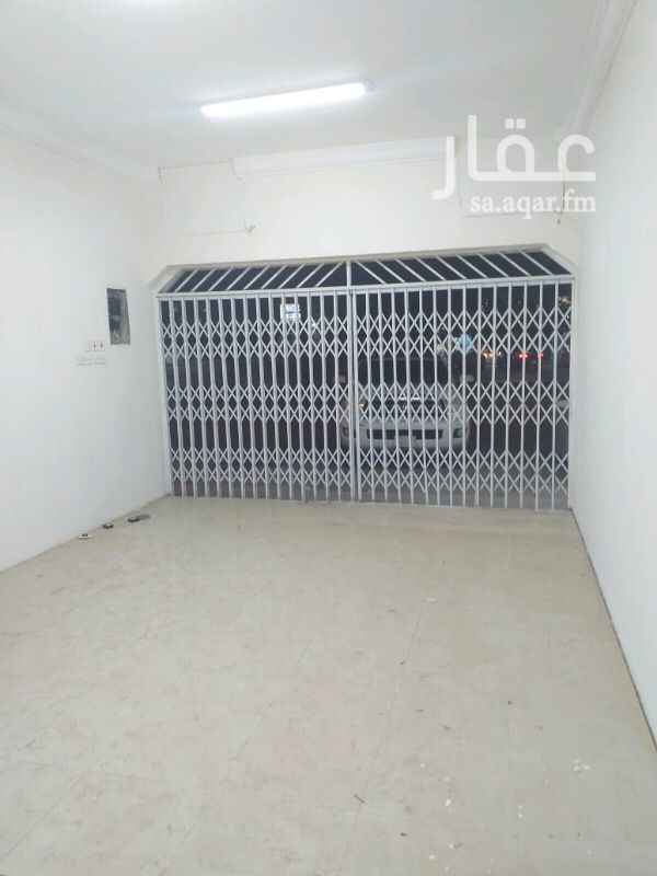 1549341 محل للايجار
اربع فتحات كل فتحه بحمام خاص
وكل فتحتين بعداد مستقل تم التجديد
لا نقبل نشاط المطاعم
الشارع عرض ٣٦متر
شارع بحر العرب الذي يممتد من اليرموك من شارع ابي جعفرالمنصور
مخرج ٩
للتفاصيل ابو مازن
0567063441