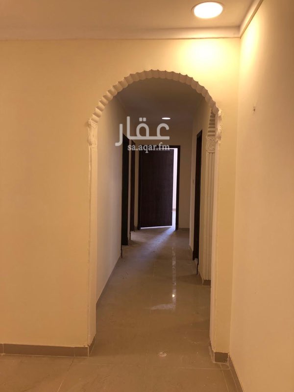 1646886 ٦غرف وصاله مطبخ ثلاث دورات مياه مدخلين تشطيب راقي ضمانات ع السباكه والكهرباء والبناء شهاده هندسية ع المبناء
مساحه ٢٢٥
السعر ٥٠٠ الف