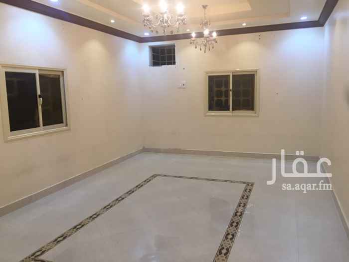 1546392 شقة مكونه من ٥ غرف ومطبخ و ٢ دورة مياه ومدخلين رجال ونساء منفصلين وخزان ماء سعة ٣٠ طن مستقل وعداد كهرباء مستقل وسباكة غاز تحت الدراج الي المطبخ قريبه من المسجد وحديقة الحي ( الاندلس ) وكذلك مدرسة ابتدائية للبنات في الحي ٠٠