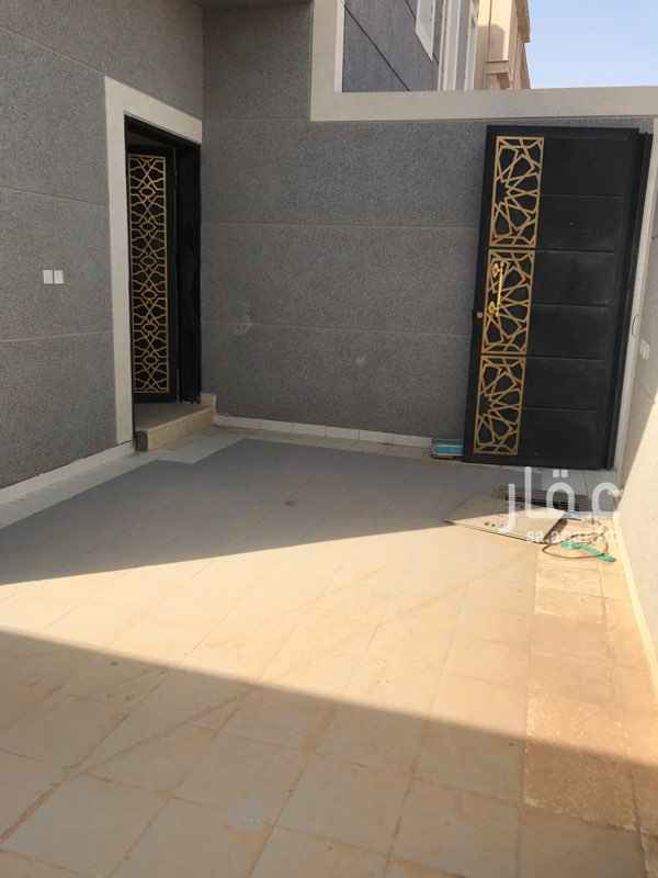 1706227 دبلكس حي المهديه مخرج ٣٥ دورين تحت استقبال فوق ٣غرف صاله
