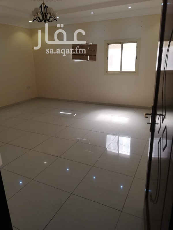 1509699 الموقع حي الازهري بئر عثمان
للاجار شقة شبه جديدة تشطيب فاخر مكونة من خمسة غرف وصالة وثلاثة حمامات و مطبخ في الدور الاول
للاجار 26 الف
0567925232