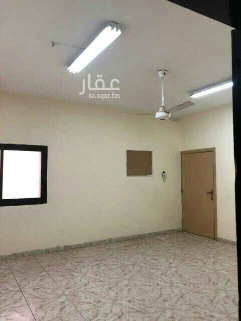 1675580 شقتين للايجار في حي العريض قريب جدا من عصيرات الامانة و ملحمة حاتم
ملاحظه الشقق مضروبه بويه بالكامل
مكونات الشقة :
3 غرف
دورتين مياه
مطبخ
صالة
أماكن قريبة من الشقة :
المسجد قريب جدا - مطاعم - مكتبة - مغسلة ملابس - سوبر ماركت - مخبز - مدارس للبنين والبنات - حلويات - صيدلية - ملحمة - وغيرها الكثير من الخدمات .
من الشقة الي المسجد النبوي تقريبا 8 دقايق
السعر: 14 سنويا
الدفع : حسب الاتفاق
العقد يكون عن طريق نظام ايجار الموحد
يوجد حارس للعمارة
يوجد مصعد
يوجد موقف للسيارة