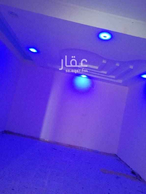 1683545 يوجد لدي استرحات لي الاجار الشهري تتكون من غرفتين وحوش ومدخل خاص ويوجد غرفه وحوش ومدخل خاص
يوجد لدينا استراحات اخر من غرفة وصاله وغرغه وحوش
مخطط الشرق خلف ابو طربوش