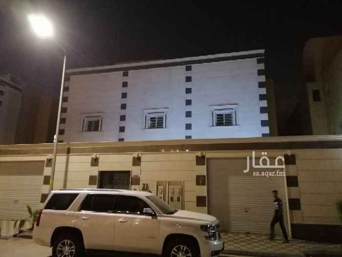 1554893 للايجار بالكامل(فرررصه للافراد وشركات الاستقدام)
العدد : 2 فيلا
النظام : دور ارضي +3 شقق
الدور الأرضي : مجلس رجال ومقلط و صاله و4 غرف نوم منها 2 غرفه ماستر و 4 دورات مياه ومطبخ وحوش جانبي ومدخل سياره
الشقق : 2 شقه مكونه من 4 غرف وصاله و3 دورات مياه ومطبخ منها شقه سطح داخلي
شقه من 3 غرف وصاله و2 دوره مياه ومطبخ
يوجد غرفه سائق وغرفه خادمه بالسطح
و2 مدخل للسياره للدور الأرضي والعلوي
تشطيب على أعلى مستوى
شرط الايجار بالكامل للفيلا
الموقع :حي اليرموك الشرقي قريبه لكوبري الفحص