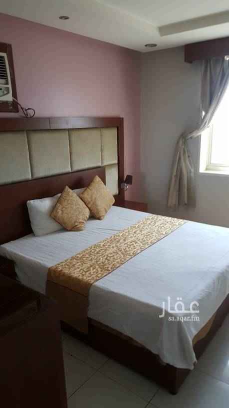 1735639 شقق فندقيه مفروشه للايجار شهري وسنوي عوايل موثثه بالكامل شقه غرفه وصاله ومطبخ وحمام ٢١٠٠ريال شهري شقه ٢غرفه نوم وصاله ومطبخ وحمام ٢٦٠٠ريال يضاف ٥٠٠ريال تأمين تسترد عند تسليم الشقه