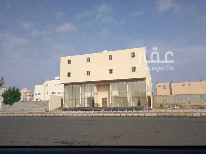 1382653 محلات كبيره باقي عدد 2 مؤسس ماء وصرف مشطب وجاهز سعر المحل الواحد ب 15000 ومساحه المحل الواحد 65 متر