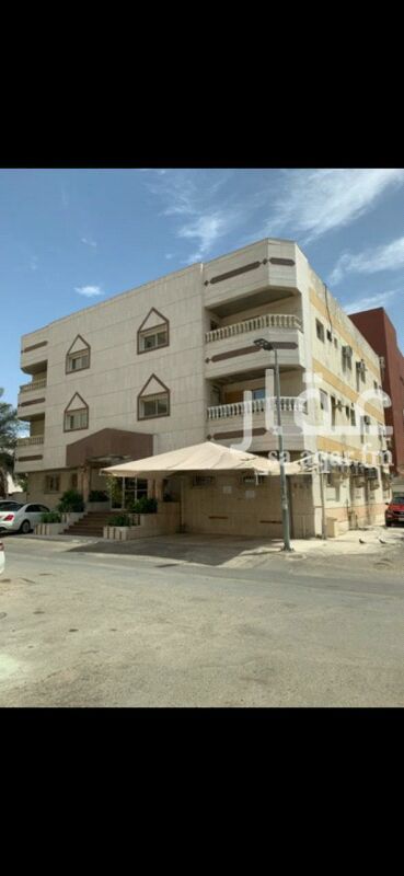 1588985 عماره600 خلف سوق النجار مكونه من3ادوار وملحق 6 شقه من4غرف وملحق3غرف الدخل125الف
مؤجرة
العرض للزبون الجاد فقط0535285286