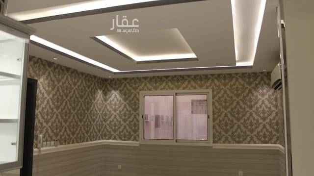 1506506 شقة فاخرة للايجار ، تتكون :-
٣ غرف نوم ، صالة ، دورتين مياة، مطبخ و تكييف راكب.