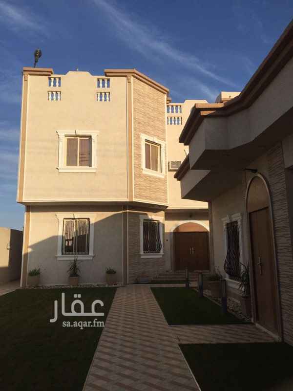 1351299 عمارة مكونة من دور 8 وضيافة فخمة وثلالث شقق كل شقة مكونة من ٤ غرف وصالة وثلاث دورة مياه
كل شقة بصك مستقل والدور بصك
وعلم الله انني بنيتها سكن خاص ولكن الظروف احبرتني على تغيير المنطقة
بالنسبة للسعر هو سعر الشقة ٥٠٠٠٠٠ الف
وسعر العمارة كامل دور ثلاث شقق ٢ مليون واربعمائة الف ريال
قابلة للتفاوض