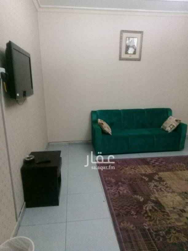 1695484 شركه القاسم لاستثمارات العقاريه جده حي الصفا تقاطع التحليه مع الاربعين العماره بيها مصاعد ونظافه وعامل قريبه من الخدمات قريبه من النهدى ومطعم مناحى وسوبر ماركت