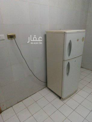1751796 شركه القاسم لاستثمارات العقاريه جده حي الصفا تقاطع التحليه مع الاربعين العماره بيها مصاعد ونظافه وعامل قريبه من الخدمات