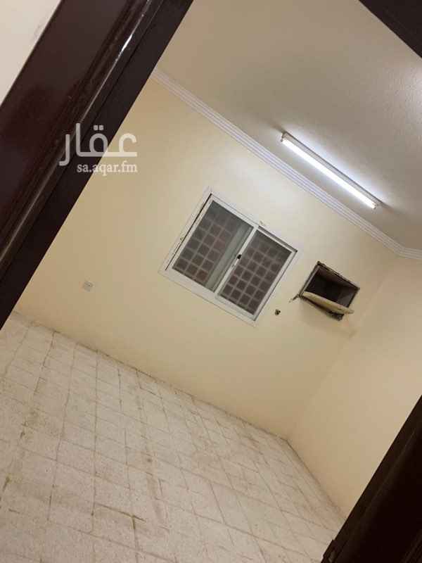 1749709 العماره مجدده بشكل كامل
التساهل مع العميل , امكانيه الدفع على ثلاث شهور او سته اشهر