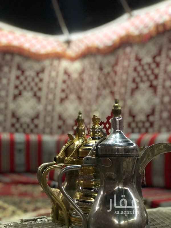 1358682 مخيم الامل
ايجار شهري واسبوعي ويومي قسم واحد كبير
شبابي او عائله
يتكون من /
خيمة ٥*٨
جلسه خارجيه ٧*٨
ملعب طائره
سماعه
حفرتين مندي
حمام ومغاسل
شاشه بلازما (يوجد قنوات الرياضه)
يوجد اغراض القهوه والشاهي
ايجار ايام الاسبوع ٣٠٠
خميس وجمعه ٤٥٠
٠٥٦٨٣٣٤٢٤٣