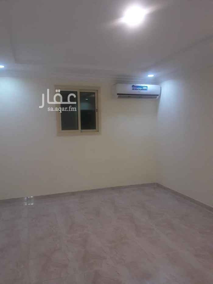 1698109 ٤غرف وصاله و٣,حمامات
راكب مكيفات اسبلت وراكب مطبخ
مجدده بالكامل
شامل كل شي