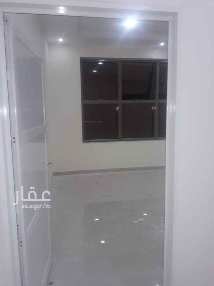 1698161 غرفه وصاله وحمام ومطبخ
راكب مكيفات وراكب مطبخ
شامل كل شي
