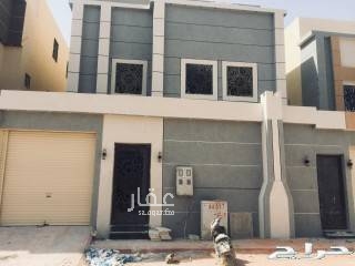 1586920 للبيع فله مخطط الرمال التعمير ٢٤٤م درج داخلي وشقه جديده شارع ١٥ شمالي تشطيب راقي يتكون من تحت استقبال مجلس ومقلط وصاله وغرفه كبار ومطبخ مدخل سياره ملحق خارجي مشب فوق اربع غرف نوم وثلاث دورات مياه بلاظافه ملحق شغاله سطح مع السطح شقه مدخل جانبي ثلاث غرف وصاله دورتين مياه ومطبخ مع السطح جميع الضمانات متوفره توفير دفعه اولى تخليص معاملات البنوك اشراف هندسي سوم ٩٥٠٠٠٠ الف تسعمائه وخمسون ألف للاستفسار أكثر ابو وليد 0568502525