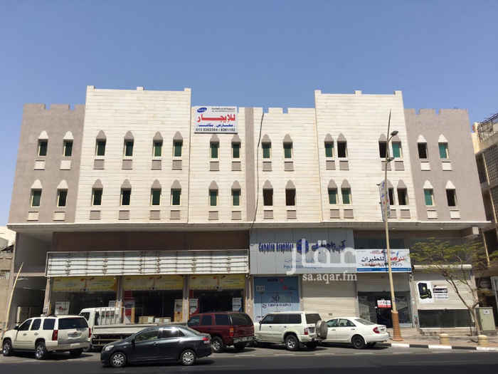 1646848 يوجد لدينا مكاتب فاخرة الدمام -- الشارع الحادي عشر --مساحات مفتوحه + مطبخ+حمام بها مصاعد