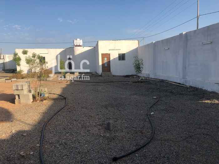 1700396 بسم الله والصلاة والسلام على رسول الله، لدي استراحه بدون صك معاملتها بالمحكمه تقع غرب الميزان ب ٤ ك م يمين وانت طالع مكه الطريق صحراوي صحراوي لا يوجد اسفلت حتى الان ، فيها كهربا وخزان ما و بيت شعبي مكانها هادي تصلح لمحبي البر ، وبارك الله تصلح لبناء اكثر من منزل .
لمعرفة الموقع عبر الاقمار الصناعيه اضغط على الموقع بالاسفل.