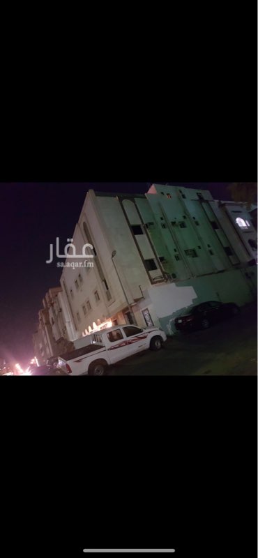 1355432 عماره للبيع
حي السلامه
المساحه ٤٥٠
ثلاث ادوار وملحق
العمر ٢٥ سنه
والان البلديه تسمح لبناء ٦ ادوار
على شارعين
قريب جدا من مسجد الشعيبي ومجدده من الخارج حجر الرياض والداخل
ودخل العماره ٢٥٠ الف ريال في السنه
والعماره مكونه من ١١ شقه
(شقتين من اربعه غرف وصاله)
(خمس شقق من غرفتين وصاله)
(اربعه شقق من غرفتين) (غرفتين حارس) المطلوب ٢مليون و٦٠٠ الف للجاد