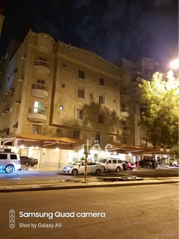 1547567 عماره للبيع في الروضه مساحه /٧٥٠م فيها ٢٠ شقه من آر ٤ غرف وصاله وحمامين ومطبخ دخلها ٦٠٠ الف
مطلوب من الآخر ٧ مليون
عمرها ٦ سنوات