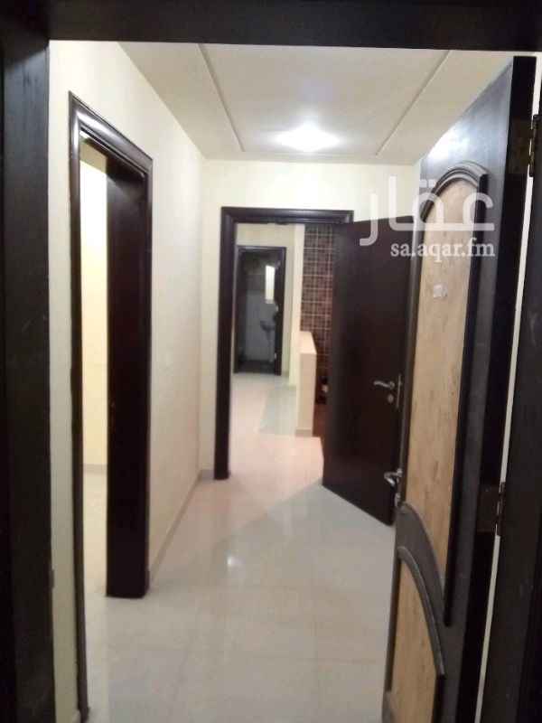 1621828 شقه للايجار عوائل
حي الربيع شارع الغطغط
ثلاث غرف وصالة ودورتين مياه ومطبخ أمريكي
راكب مكيفات اسبليت
تشطيب سوبر لوكس