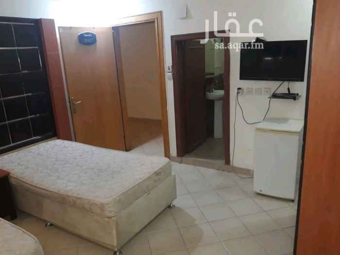 1660603 غرفه للايجار في عماره فندقية
غرفه ودوره مياه راكب مكيف تشطيب ممتاز
موثثه بالكامل