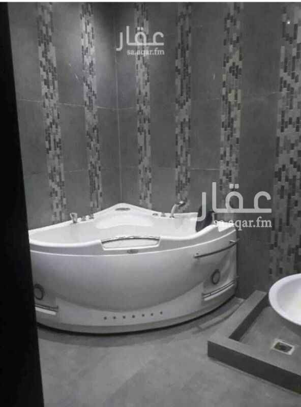 1752608 شقه للايجار عزاب حي الياسمين شارع الخياله
غرفتين وصالة ودورتين مياه ومطبخ
راكب مكيفات اسبليت
تشطيب سوبر لوكس