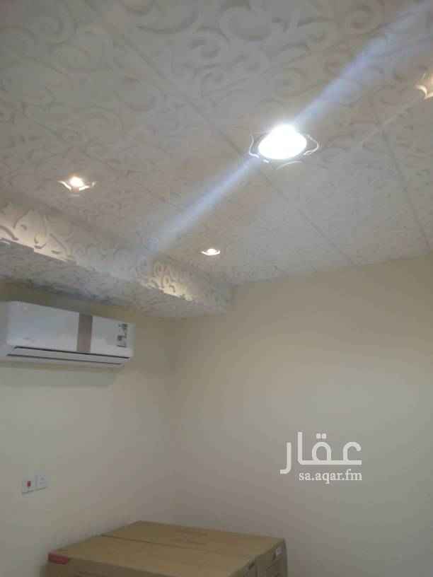 1762458 غرفة للإيجار فاخره
مكيف راكب
وفيها دورة مياة
ومغسله
عماره جديده
الغرفه بالمواقف
الي له رغبه يتواصل معي ومانقصر معاه
السعر ٨٠٠