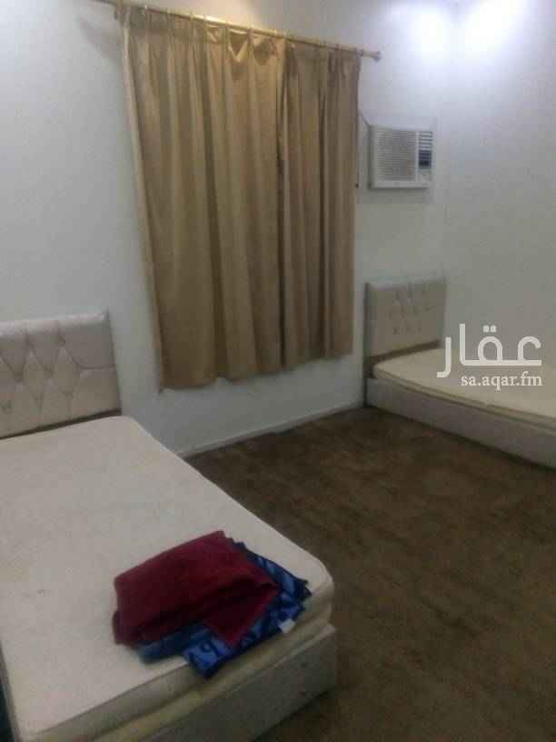 1758521 مفروشه ومكيفه ونظيفه وعمرها ثلاث سنوات
شارع عسير الكلوه