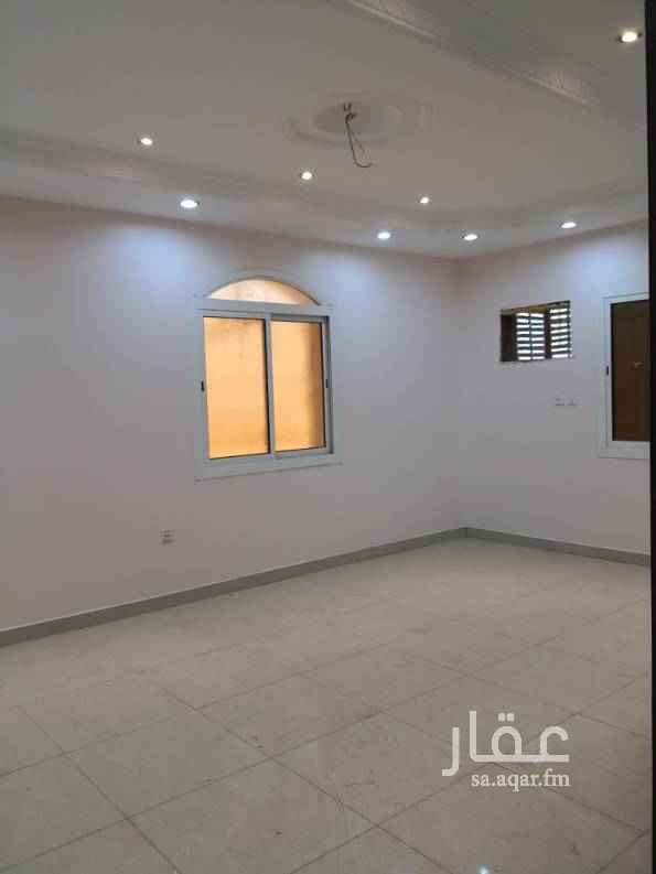 1746647 شقة ٤ غرف
بالدور الارض
واسعة نصف دور
مدخلين
٢ دورة مياة
مطبخ بدولاب
صالة
امامها مسجد
٢١٠٠ الايجار الشهري شامل الماء والصرف الصحي