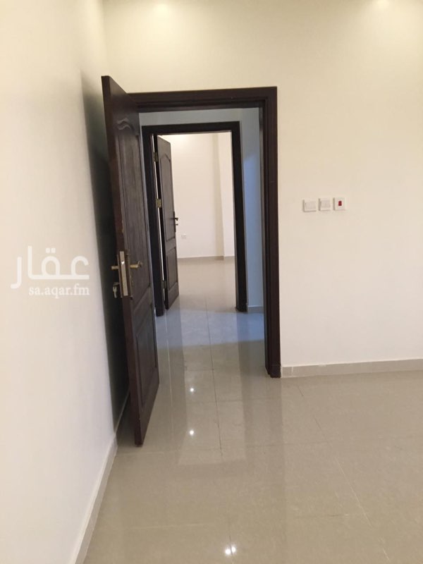 1464660 - حي المحمدية - شارع امنة بنت وهب
- شقة عوائل
- ٣ غرف وصالة مفتوحه على المطبخ نظام امريكي والمطبخ راكب ، ( مساحة المجلس ٥ * ٦ )
- مدخل ومخرج للسيارت وموقف خاص بالبيسمنت لكل شقه
- دورتين مياه والسخانات راكبه
- عدد ٤ مكيفات سبلت راكبة
- موقف خاص بالبيسمنت لكل شقه
- مصعدين للعمارة من البيسمنت الى الدور
ارقام اخرى للتواصل :
الاخ محمد
0504672042
0508258008