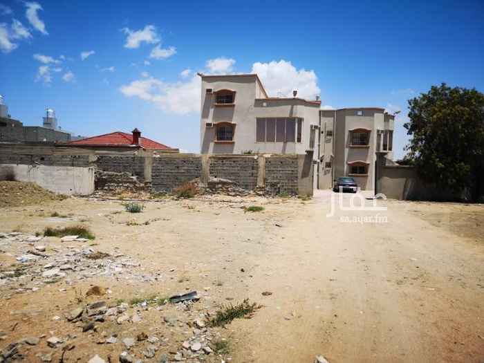 1512991 العقار عبارة عن مزرعة كبيرة فيها
بيت مكون من دورين و ملحق
بيت شعر خارجي كبير
ارض سكنية مساحتها حوالي ٩٠٠ متر
بير تضخ على مدار الساعة
عدد ثلاث اراضي زراعية فيها الكثير من الأشجار المثمرة
مكان مجهز لتربية المواشي
تبعد عن الجامعة (قريقر) حوالي كيلو واحد
متوفر جميع الخدمات