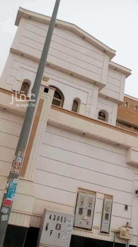 1504311 شقتين متقابلات بحي التعمير
ثلاث غرف وصالة ومطبخ ودورتين مياة