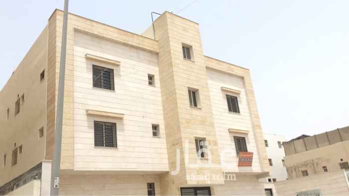 661637 للايجار بالكامل اوجزء منها عمارة جديدة بحى الخليج خلف شركة الكهرباء بها 14 شقة وكل شقة مكونة من غرفتين وصالة وحمامين ومطبخ غرف وسيعة تسع الي اربع او خمس عمال
المواقف متوفرة وبكثرة