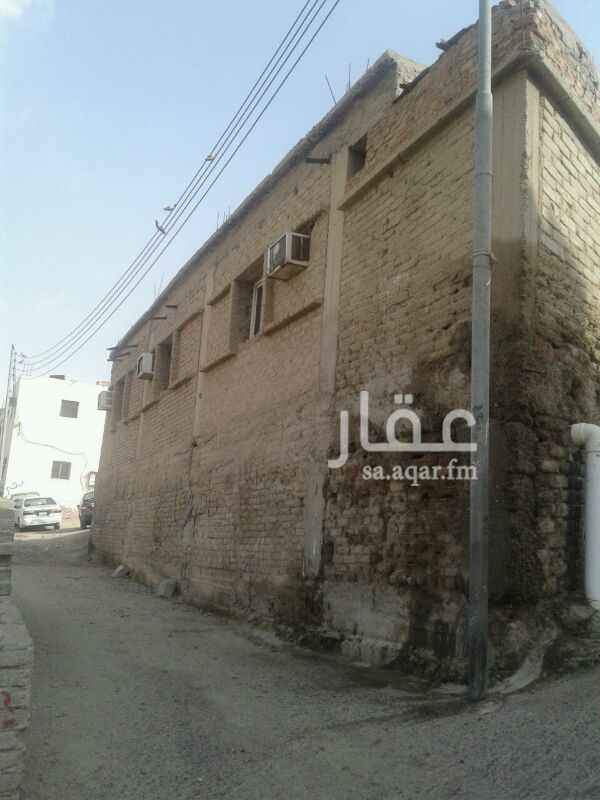1294457 للبيع بيت مسلح الموقع العتيبيه ملقية فيه ثلاث غرف بمنافعها وحوش كبير المساحة الأجماليه 261 م بصك شرعي علا شارعين وممر المطلوب 300 الف ريال
قابل للتفاوض
