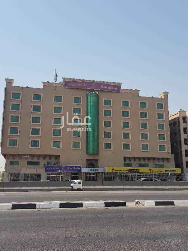 1759486 ■ للاستثمار فندق سياحي في مركز مدينة الخبر.
■ شارع الملك عبدالله بن عبدالعزيز.
◇ المساحه:١٢٠٠م.
◇ الدرجه: ٣نجوم.
مكون من :
●١٢٠سويت.
● مواقف ارضيه خاصه.
● مطعم فاخر ومتكامل.
● نادي رياضي.
للاستفسار/ 0565773010_ ابواشد.