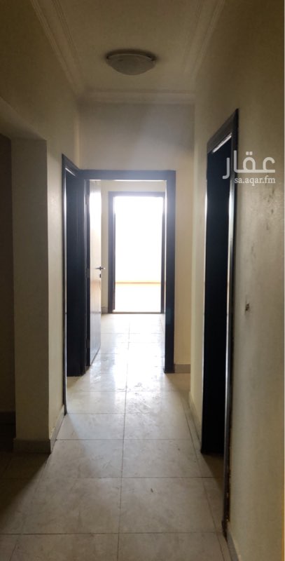 1718489 شقة غرفتين وصاله ودورتين مياه
* عليها صيانه سباكه كهرب بويات
* متوفر الدفع شهري وكل 3 اشهر وكل 6 اشهر وسنوي .
* عند عدم الرد تواصلوا معنا واتس اب للرد على استفساراتكم .