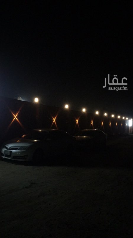 1384932 استراحه للايجار بالواصلية قسم واحد قريبة من الشارع
مجلس + مقلط + صاله + مطبخ + دورة مياه + دكة
للمفاهمة 0533111780