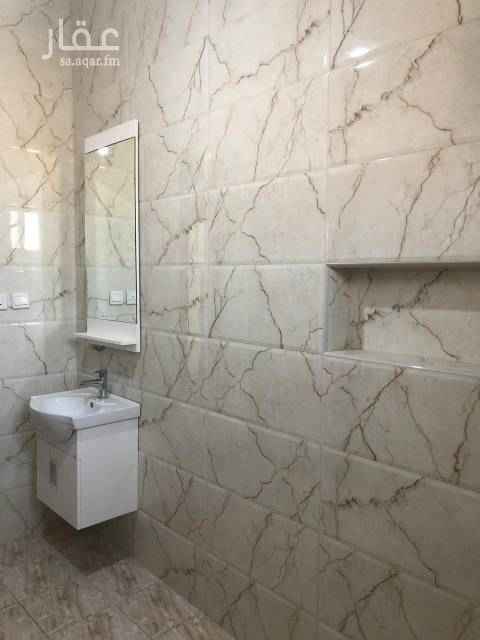 1743273 شقه فاخره للايجار مكونه من ثلاثه غرف وحمامين ومدخلين ومطبخ وصاله لديها خزان خاص سفلي وعلوي و عداد كهرباء الشقه جديده
للتواصل واتساب او الاتصال على الرقم التالي
0 5 8 2 1 9 5 0 0 1
0 5 6 129 5 5 5 3